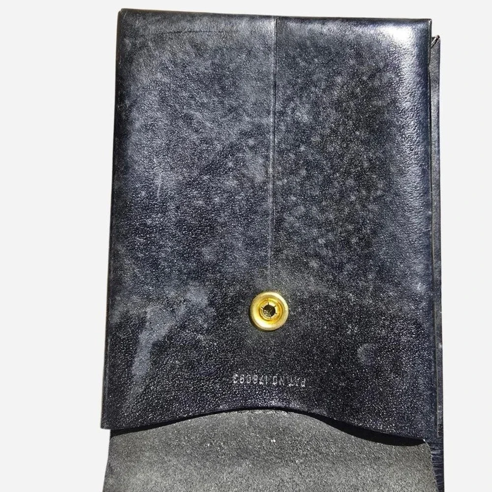 Vintage‎ wallet, it's never been folded